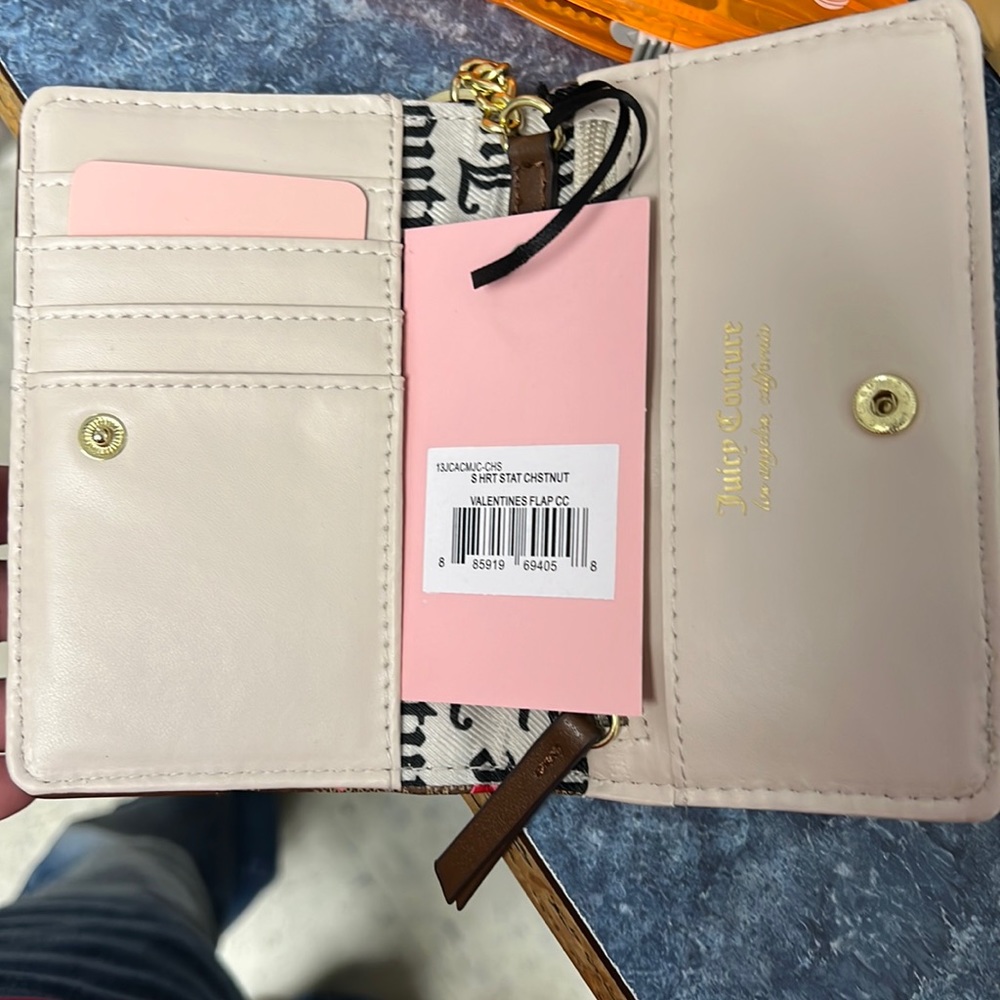 Women’s handy purse